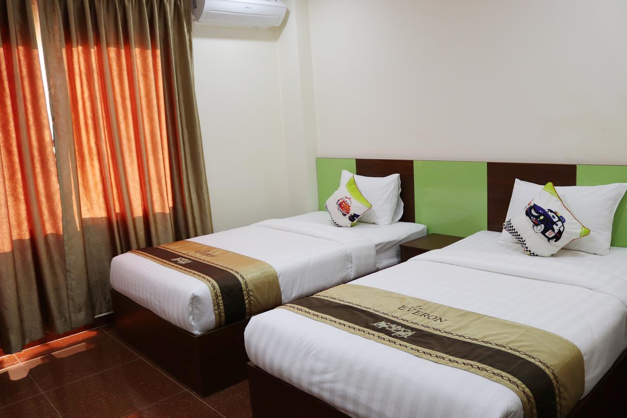 K City Hotel Phnom Penh Ngoại thất bức ảnh