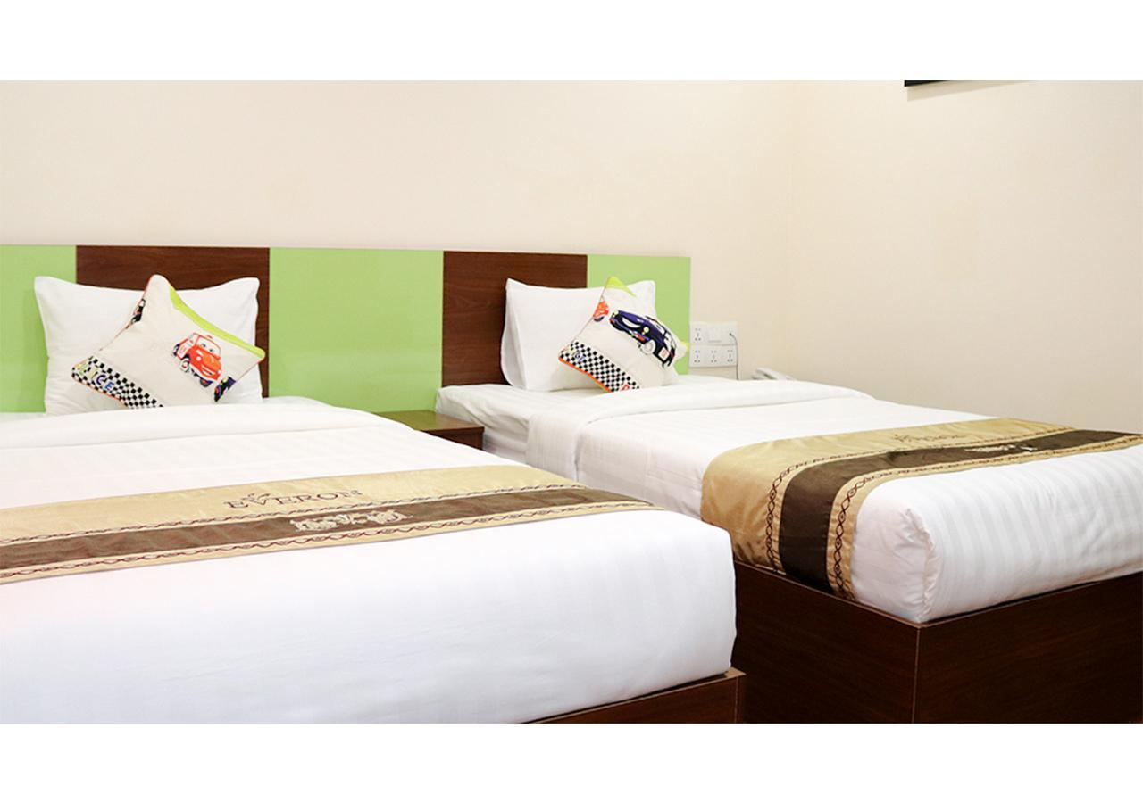 K City Hotel Phnom Penh Ngoại thất bức ảnh